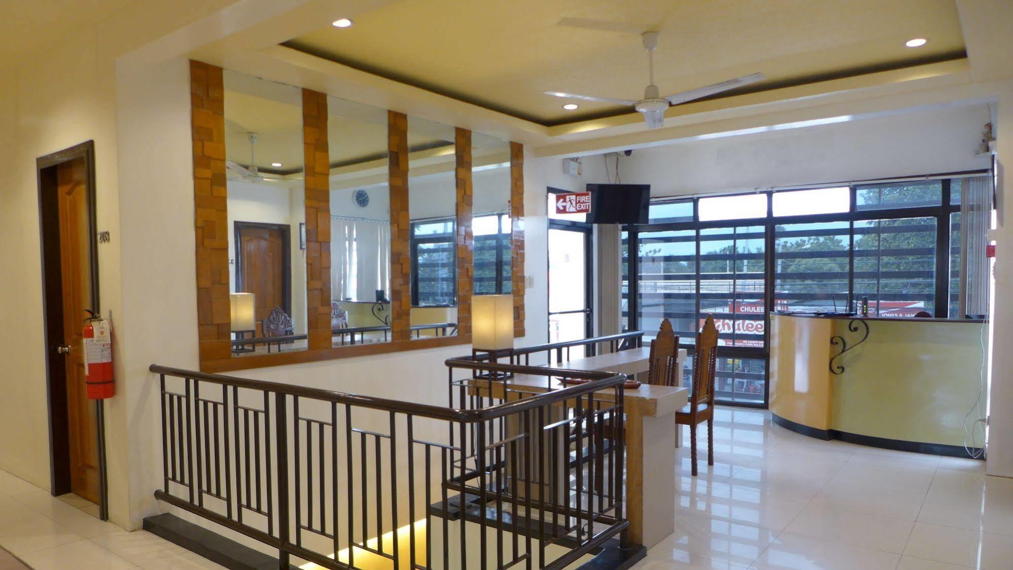 Rozen Suites Paradise General Santos City Экстерьер фото